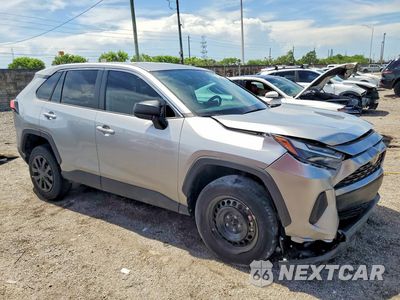 Czwarte zdjęcie samochodu z boku: 2025 TOYOTA RAV4 LE VIN:2T3H1RFV3SC311610 - miniatura