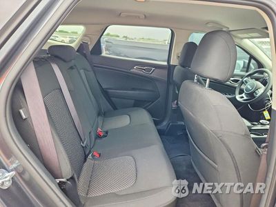 Zdjęcie 11 z 13 samochodu: 2024 KIA SPORTAGE LX VIN:KNDPUCDG7R7152194 - miniatura