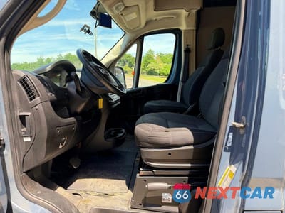 Zdjęcie 13 z 13 samochodu: 2019 RAM PROMASTER 3500 3500 HIGH VIN:3C6URVJGXKE545219 - miniatura