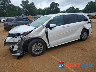 2026 TOYOTA SIENNA XLE 8-PASSENGER 5TDYRKEC2TS308778 - główne zdjęcie licytacji z USA - miniatura