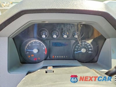 Zdjęcie 9 z 12 samochodu: 2015 FORD F350 XL VIN:1FD8W3G69FEA42848 - miniatura
