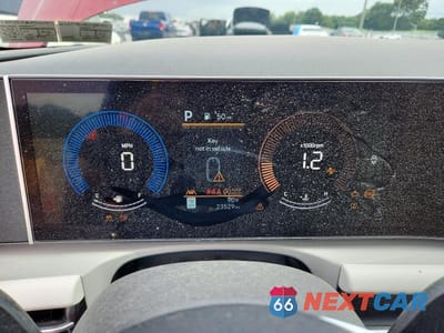 Zdjęcie 9 z 14 samochodu: 2025 HYUNDAI TUCSON SEL VIN:5NMJBCDE0SH565423 - miniatura