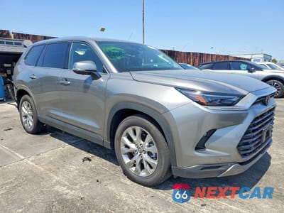 Czwarte zdjęcie samochodu z boku: 2025 TOYOTA GRAND HIGHLANDER HYBRID LIMITED VIN:5TDACAB58SS053054 - miniatura