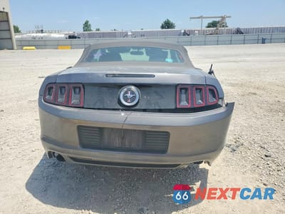 Zdjęcie 6 z 12 samochodu: 2014 FORD MUSTANG VIN:1ZVBP8EM1E5285779 - miniatura