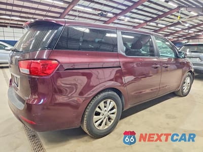 Trzecie zdjęcie samochodu z tyłu: 2017 KIA SEDONA LX VIN:KNDMB5C16H6308506 - miniatura