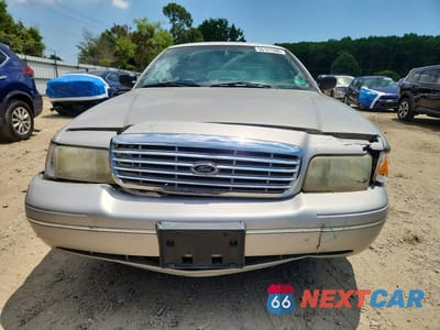 Piąte zdjęcie samochodu w środku: 2004 FORD CROWN VICTORIA LX VIN:2FAHP74W04X142660 - miniatura