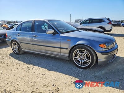 Czwarte zdjęcie samochodu z boku: 2004 BMW 330 I VIN:WBAEV53404KM38141 - miniatura