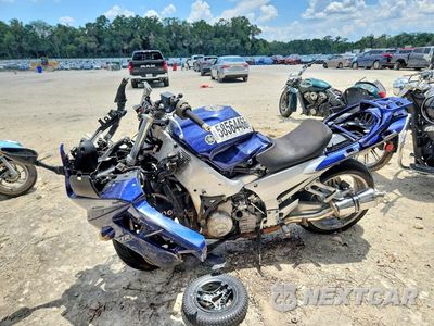 Trzecie zdjęcie samochodu z tyłu: 2005 YAMAHA FJR1300 A VIN:JYARP09E95A001498 - miniatura