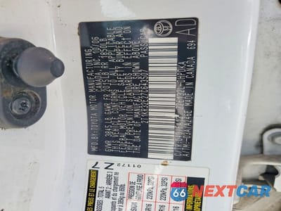 Zdjęcie 12 z 12 samochodu: 2007 TOYOTA COROLLA MATRIX XR VIN:2T1KR32E27C643507 - miniatura