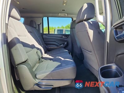 Zdjęcie 11 z 13 samochodu: 2017 CHEVROLET SUBURBAN K1500 LS VIN:1GNSKGKC5HR302711 - miniatura