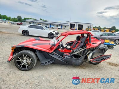 Trzecie zdjęcie samochodu z tyłu: 2015 POLARIS SLINGSHOT SL VIN:57XAAPFA2F5103286 - miniatura