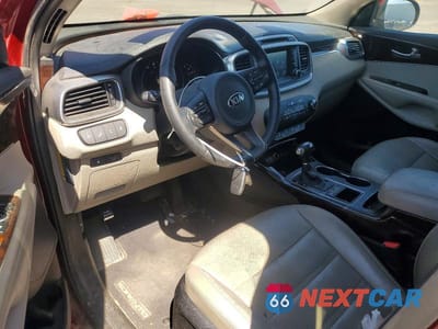 Zdjęcie 8 z 12 samochodu: 2017 KIA SORENTO EX VIN:5XYPHDA57HG300682 - miniatura