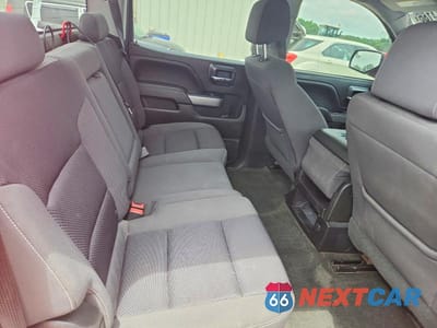 Zdjęcie 10 z 12 samochodu: 2018 CHEVROLET SILVERADO K1500 LT VIN:3GCUKREC7JG273890 - miniatura