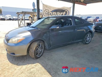 2008 SCION TC BASE JTKDE167480241299 - główne zdjęcie licytacji z USA - miniatura