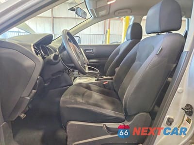 Zdjęcie 7 z 14 samochodu: 2010 NISSAN ROGUE S VIN:JN8AS5MV1AW600806 - miniatura