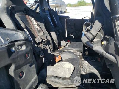 Zdjęcie 6 z 10 samochodu: 2022 HONDA TALON UTILITY VEHICLE VIN:1HFVE06F9N4200237 - miniatura