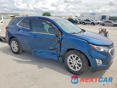 Czwarte zdjęcie samochodu z boku: 2019 CHEVROLET EQUINOX LT VIN:2GNAXKEV0K6245656 - miniatura