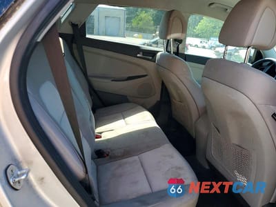 Zdjęcie 11 z 13 samochodu: 2016 HYUNDAI TUCSON SE VIN:KM8J3CA46GU247939 - miniatura