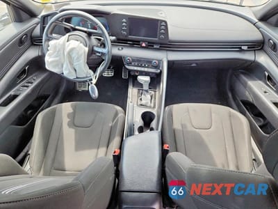 Zdjęcie 8 z 12 samochodu: 2025 HYUNDAI ELANTRA SEL SPORT VIN:KMHLM4DG4SU892616 - miniatura
