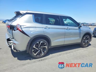 Trzecie zdjęcie samochodu z tyłu: 2024 MITSUBISHI OUTLANDER SE VIN:JA4J4VA84RZ037968 - miniatura