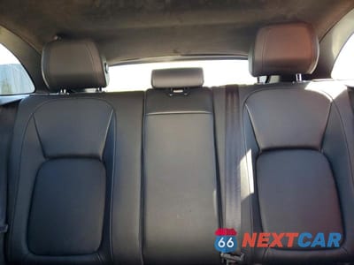 Zdjęcie 10 z 13 samochodu: 2019 JAGUAR F-PACE PREMIUM VIN:SADCJ2FX8KA357275 - miniatura