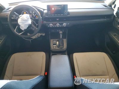 Zdjęcie 8 z 13 samochodu: 2023 HONDA CR-V EX VIN:2HKRS4H48PH432977 - miniatura