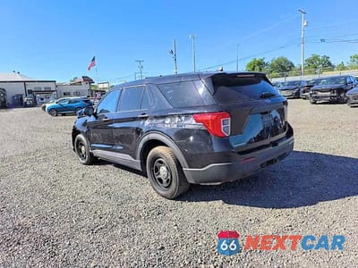 Drugie zdjęcie samochodu z przodu: 2021 FORD EXPLORER POLICE INTERCEPTOR VIN:1FM5K8ABXMGC42771 - miniatura