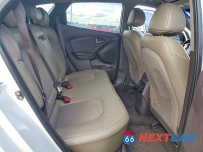 Zdjęcie 11 z 13 samochodu: 2015 HYUNDAI TUCSON SE VIN:KM8JU3AG6FU087664 - miniatura