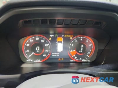 Zdjęcie 9 z 13 samochodu: 2020 VOLVO XC90 T5 MOMENTUM VIN:YV4102PK3L1532118 - miniatura