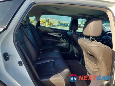 Zdjęcie 10 z 12 samochodu: 2018 INFINITI Q70L 3.7 LUXE VIN:JN1BY1PP1JM330673 - miniatura