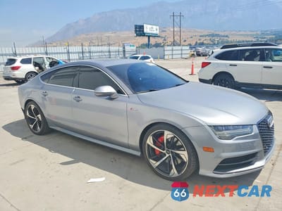 Czwarte zdjęcie samochodu z boku: 2016 AUDI A7 PREMIUM PLUS VIN:WAUWGAFC5GN056541 - miniatura