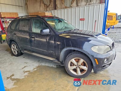 Czwarte zdjęcie samochodu z boku: 2008 BMW X5 3.0I VIN:5UXFE43528L007809 - miniatura
