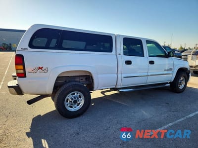 Trzecie zdjęcie samochodu z tyłu: 2004 GMC SIERRA VIN:1GTHK232X4F214597 - miniatura