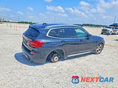 Trzecie zdjęcie samochodu z tyłu: 2021 BMW X3 SDRIVE30I VIN:5UXTY3C07M9H38092 - miniatura