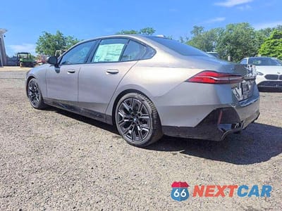 Drugie zdjęcie samochodu z przodu: 2026 BMW 540 XI VIN:WBA63FJ06TCX08787 - miniatura