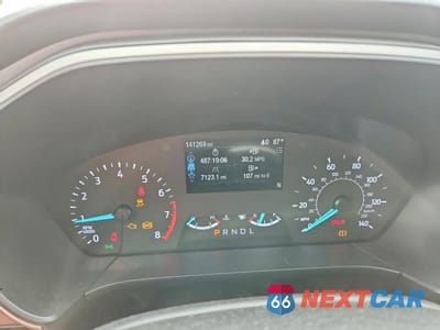 Zdjęcie 9 z 13 samochodu: 2022 FORD ESCAPE SE VIN:1FMCU0G60NUB65280 - miniatura
