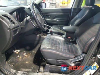 Zdjęcie 7 z 13 samochodu: 2018 MITSUBISHI OUTLANDER SPORT SE VIN:JA4AP3AW7JZ009709 - miniatura
