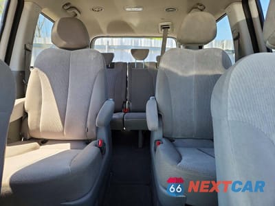 Zdjęcie 10 z 13 samochodu: 2014 KIA SEDONA LX VIN:KNDMG4C71E6585222 - miniatura