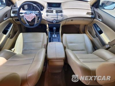 Zdjęcie 13 z 24 samochodu: 2010 HONDA ACCORD LX VIN:1HGCP2F38AA141692 - miniatura