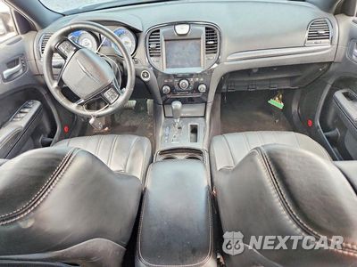 Zdjęcie 8 z 11 samochodu: 2014 CHRYSLER 300 S VIN:2C3CCABTXEH322928 - miniatura
