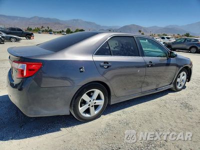 Trzecie zdjęcie samochodu z tyłu: 2013 TOYOTA CAMRY SE VIN:4T1BF1FK7DU663565 - miniatura