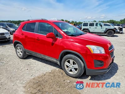 Czwarte zdjęcie samochodu z boku: 2015 CHEVROLET TRAX 1LT VIN:3GNCJRSB6FL248222 - miniatura