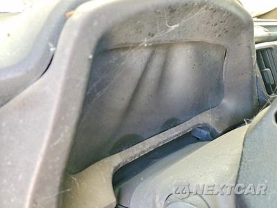 Zdjęcie 9 z 12 samochodu: 2017 TOYOTA RAV4 LE VIN:JTMZFREV5HJ715201 - miniatura