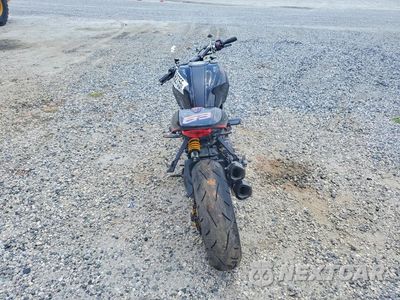 Czwarte zdjęcie samochodu z boku: 2012 DUCATI MONSTER 1110 VIN:ZDM1RARR0CB062156 - miniatura