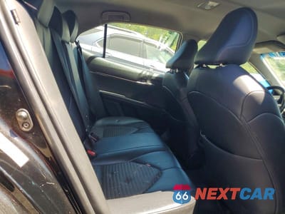 Zdjęcie 10 z 12 samochodu: 2018 TOYOTA CAMRY SE VIN:4T1B11HK9JU073181 - miniatura