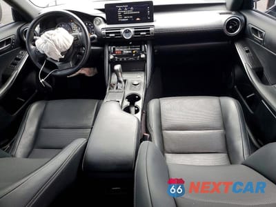 Zdjęcie 8 z 12 samochodu: 2022 LEXUS IS 300 VIN:JTHDA1D2XN5118047 - miniatura
