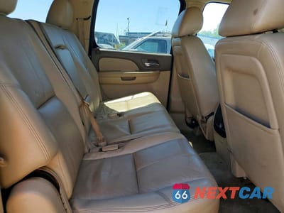 Zdjęcie 11 z 13 samochodu: 2013 CHEVROLET SUBURBAN K1500 LT VIN:1GNSKJE70DR158586 - miniatura