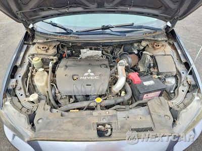 Zdjęcie 11 z 12 samochodu: 2008 MITSUBISHI LANCER ES VIN:JA3AU26U38U016758 - miniatura