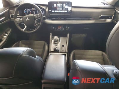 Zdjęcie 8 z 12 samochodu: 2024 MITSUBISHI OUTLANDER SE VIN:JA4J3VA81RZ027059 - miniatura