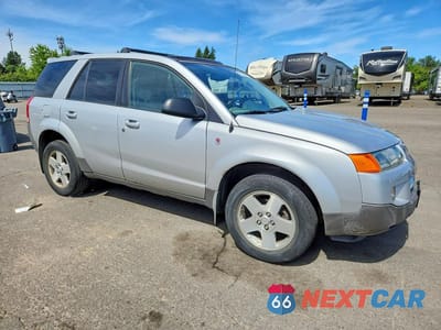 Czwarte zdjęcie samochodu z boku: 2004 SATURN VUE VIN:5GZCZ534X4S881717 - miniatura